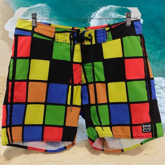 Shortstraw Multicolor Rubik’s Cube Board Shorts Vacation Beach Surf Size 32 - Picture 1 of 10